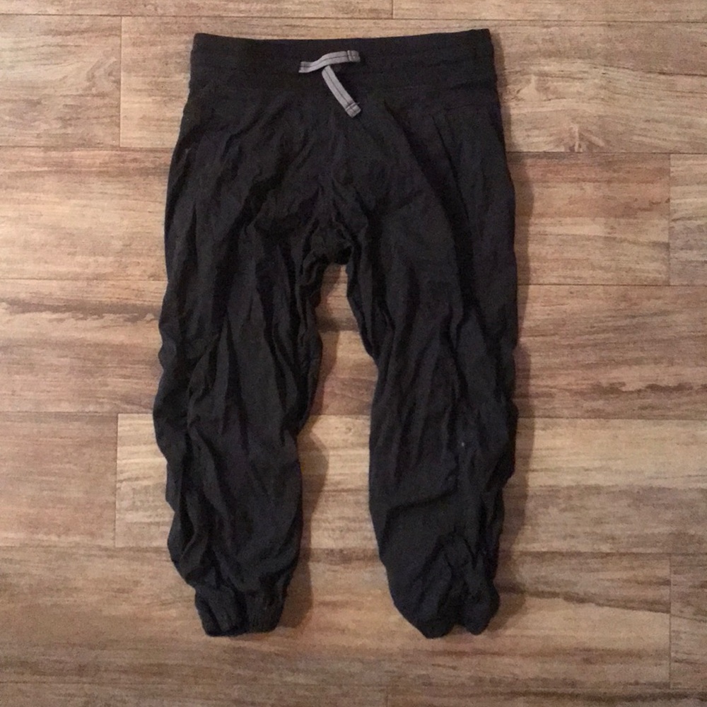 Ivivva girls cropped pants